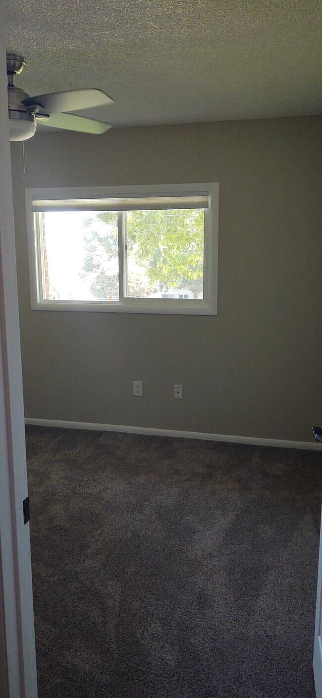 Building Photo - 1516 Taft Ave