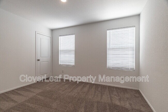 Building Photo - 2847 Elion Dr