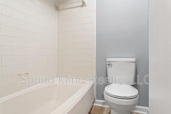 Building Photo - 6521 New Market Way