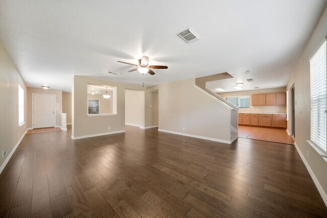 Building Photo - Spacious 4-Bed Home with Fenced Yard and Garage in Cibolo – 2,568 Sq Ft of Comfort