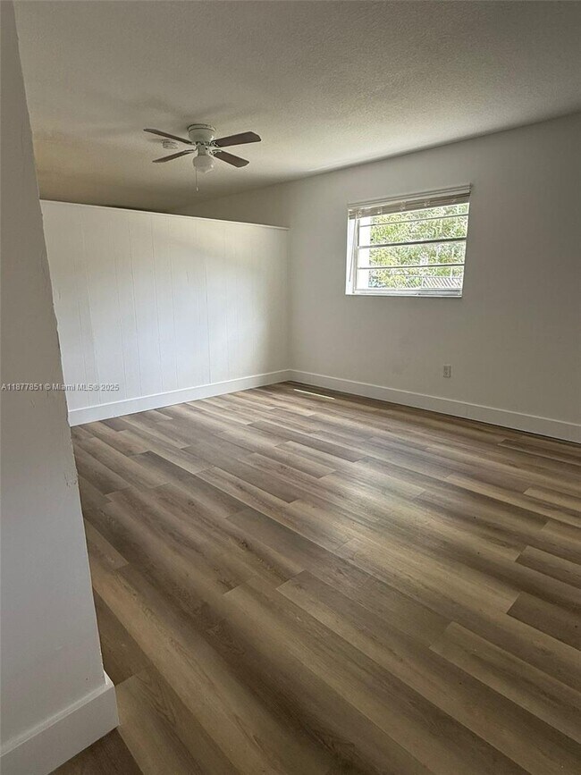 Building Photo - 8075 SW 73rd Ave