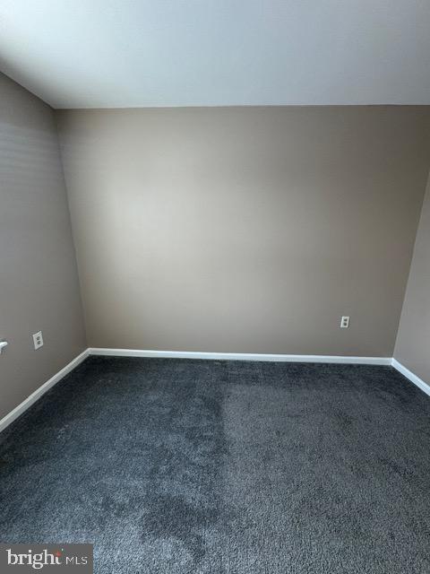 Building Photo - 2459 Wentworth Dr