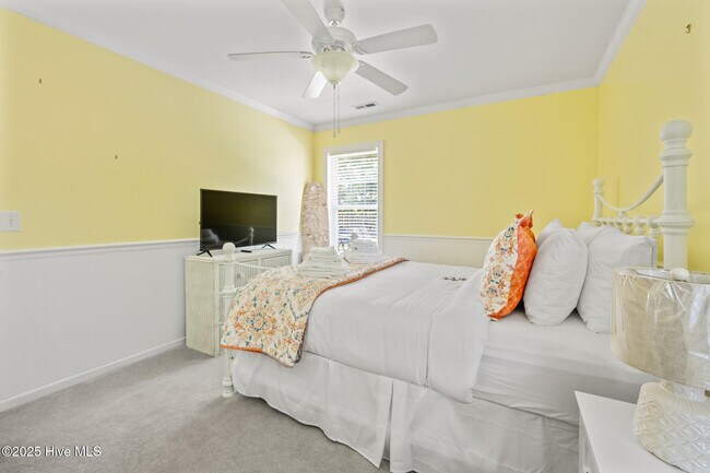 Building Photo - 316 Raye Dr