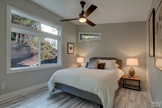 Building Photo - 4bd/3.5ba Kirkland Home