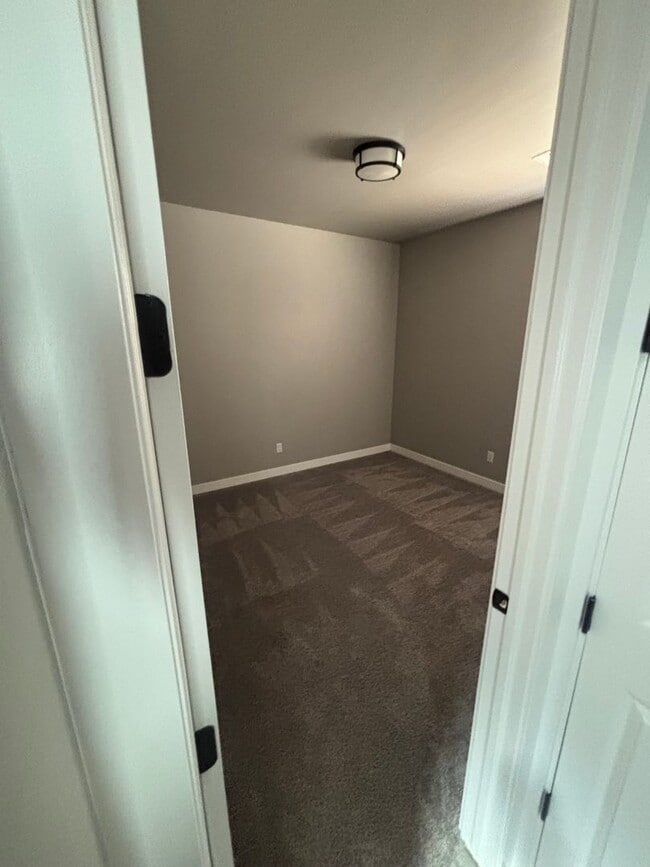 Building Photo - Beautiful Home in Sonoma Ranch !