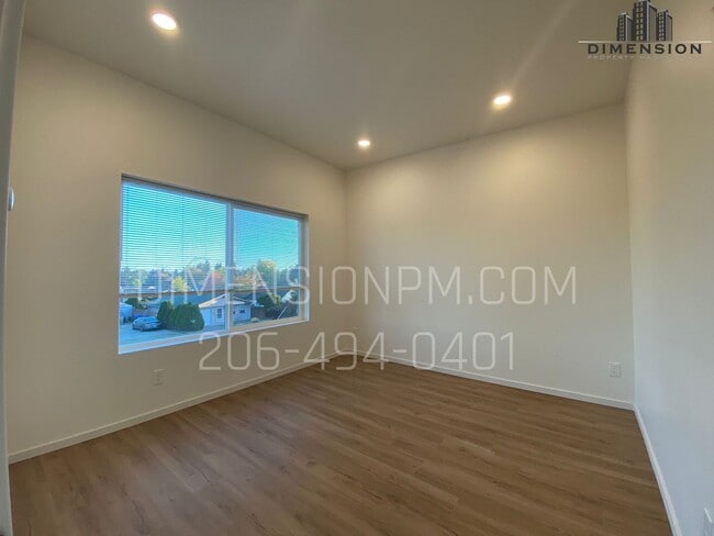 Building Photo - Brand New Construction