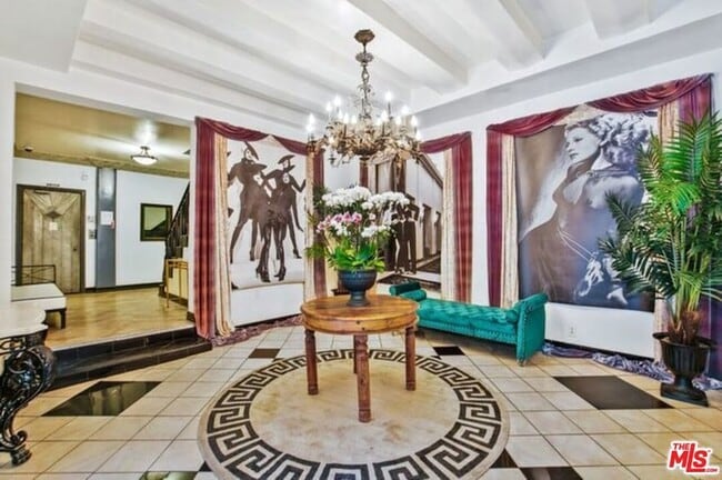 Building Photo - 1314 Hayworth Ave