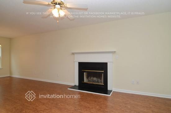 Building Photo - 190 Nowell Dr