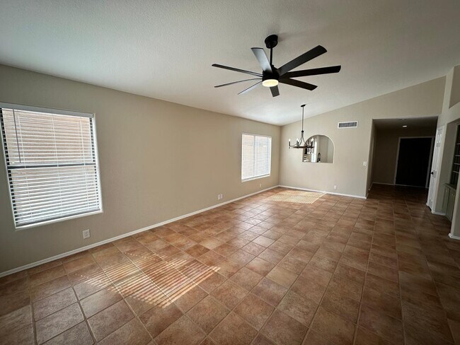 Building Photo - 12237 N Gambel Dr