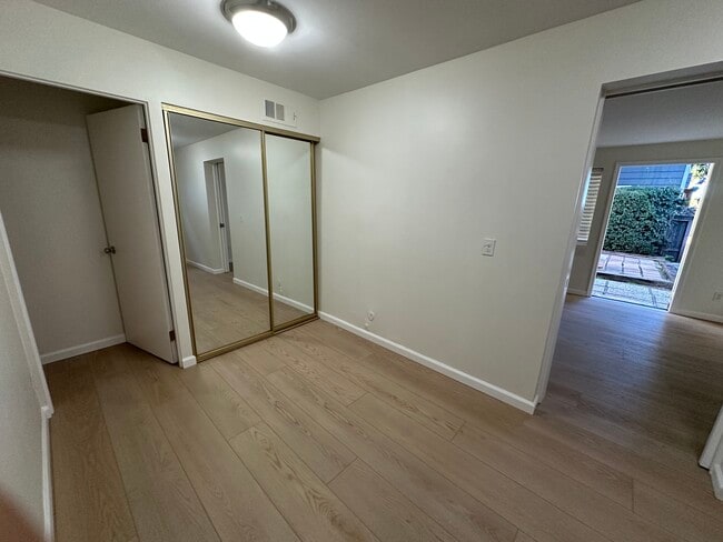 Building Photo - 1326 Clifton St