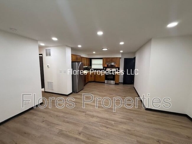 Building Photo - 6406 Faircrest Rd