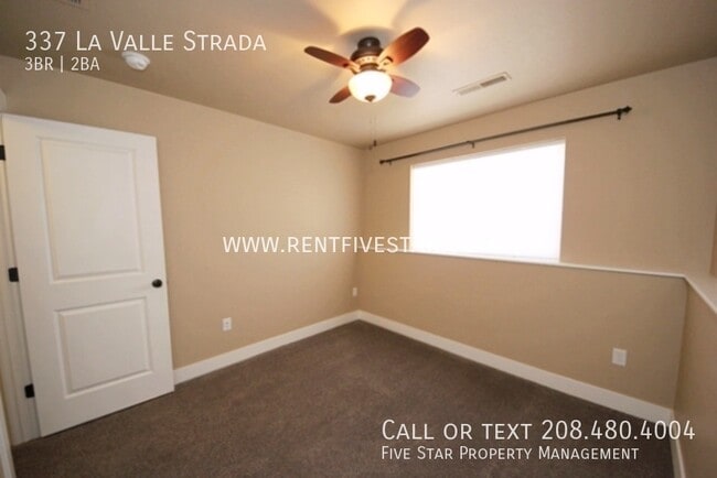 Building Photo - 337 La Valle Strada