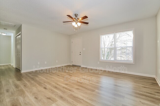 Building Photo - 4208 Princeton Ave