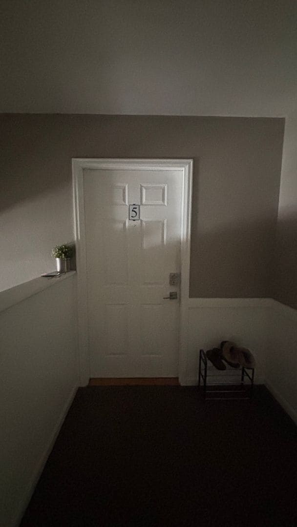 Building Photo - 819 E San Miguel St
