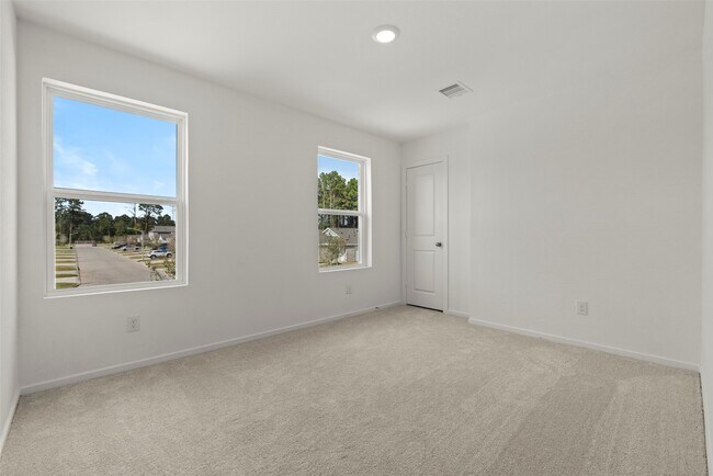 Building Photo - 3094 Mallorca Dr