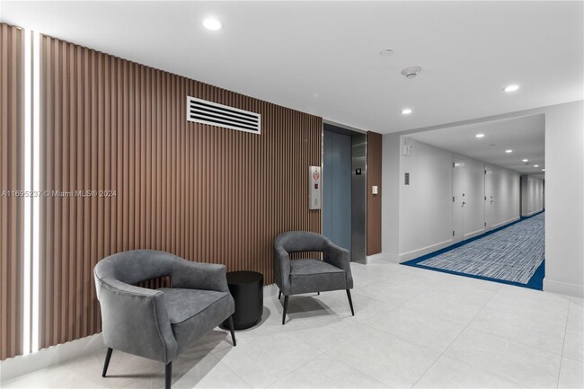 Building Photo - 1370 S Ocean Blvd