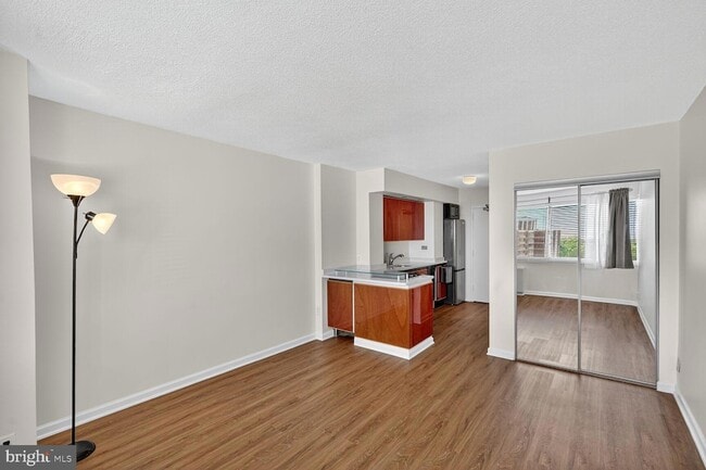 Building Photo - 5500 Friendship Blvd
