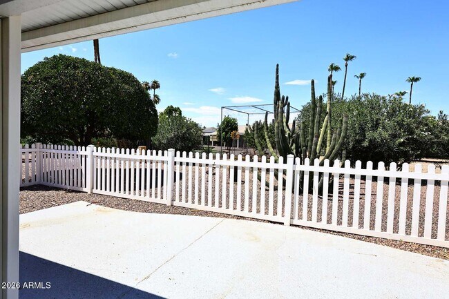 Building Photo - 10402 W Wininger Cir