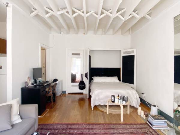 Building Photo - 2121 James M Wood Blvd