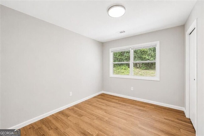 Building Photo - 1639 Bridgeport Dr NW