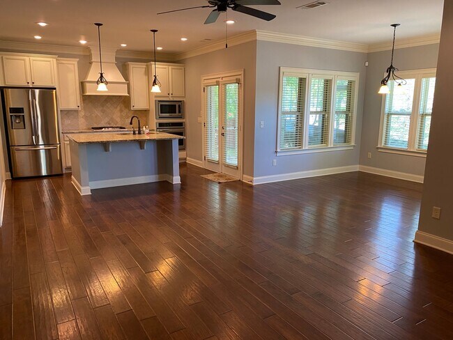 Building Photo - 1828 Seagrave Ct
