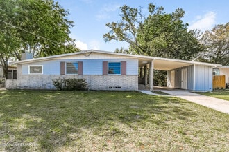 Building Photo - 6238 Green Pine Ln