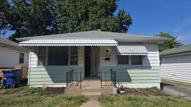 Building Photo - 853 Hornsby Ave