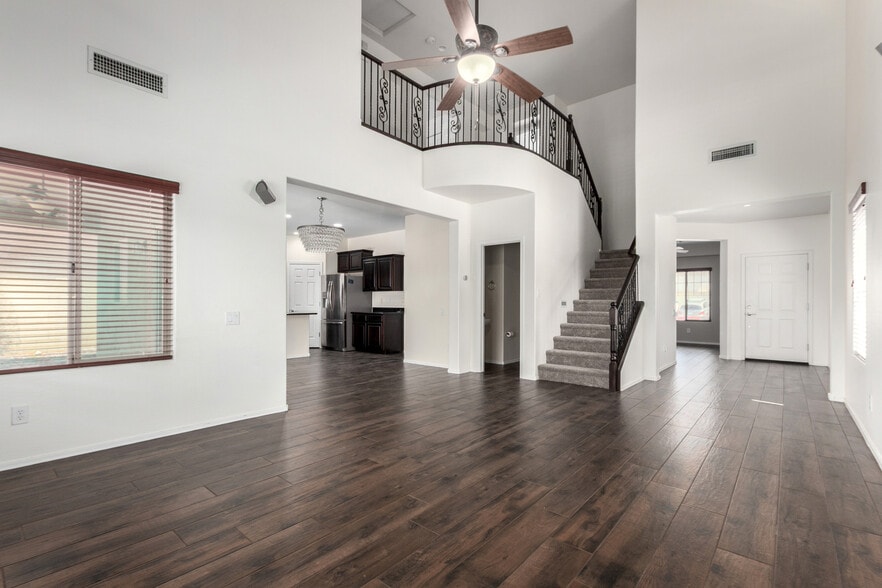 Building Photo - 16306 N 73rd Dr