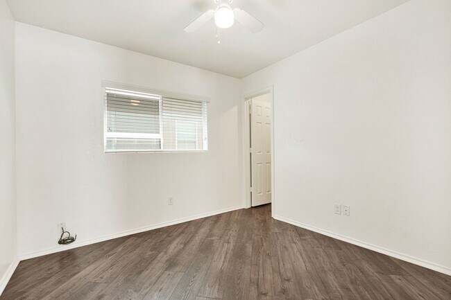 Building Photo - Cozy 3 Bedroom Home in Far West San Antonio!