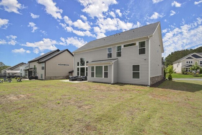 Building Photo - 8015 Scenic Ridge Wy