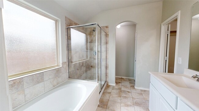 Building Photo - 3101 Buckthorn St