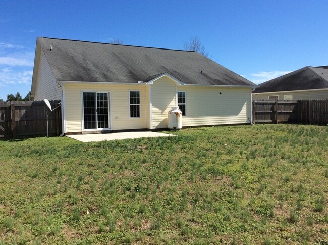 Building Photo - Single Family Home in Desirable Brices Crossing
