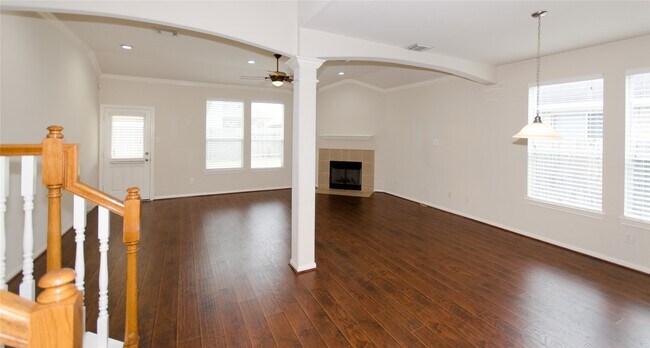 Building Photo - 16323 Yabbie Dr