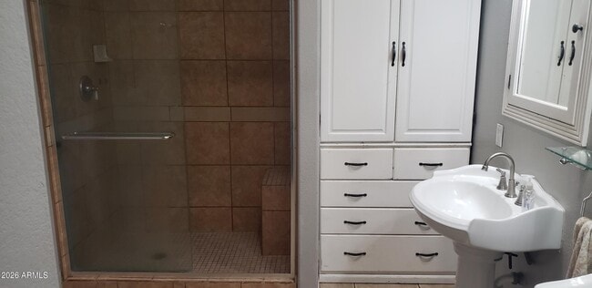 Building Photo - 7141 E Jacob Ave