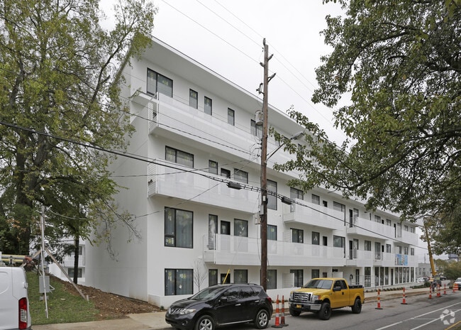 Building Photo - Illume Nashville