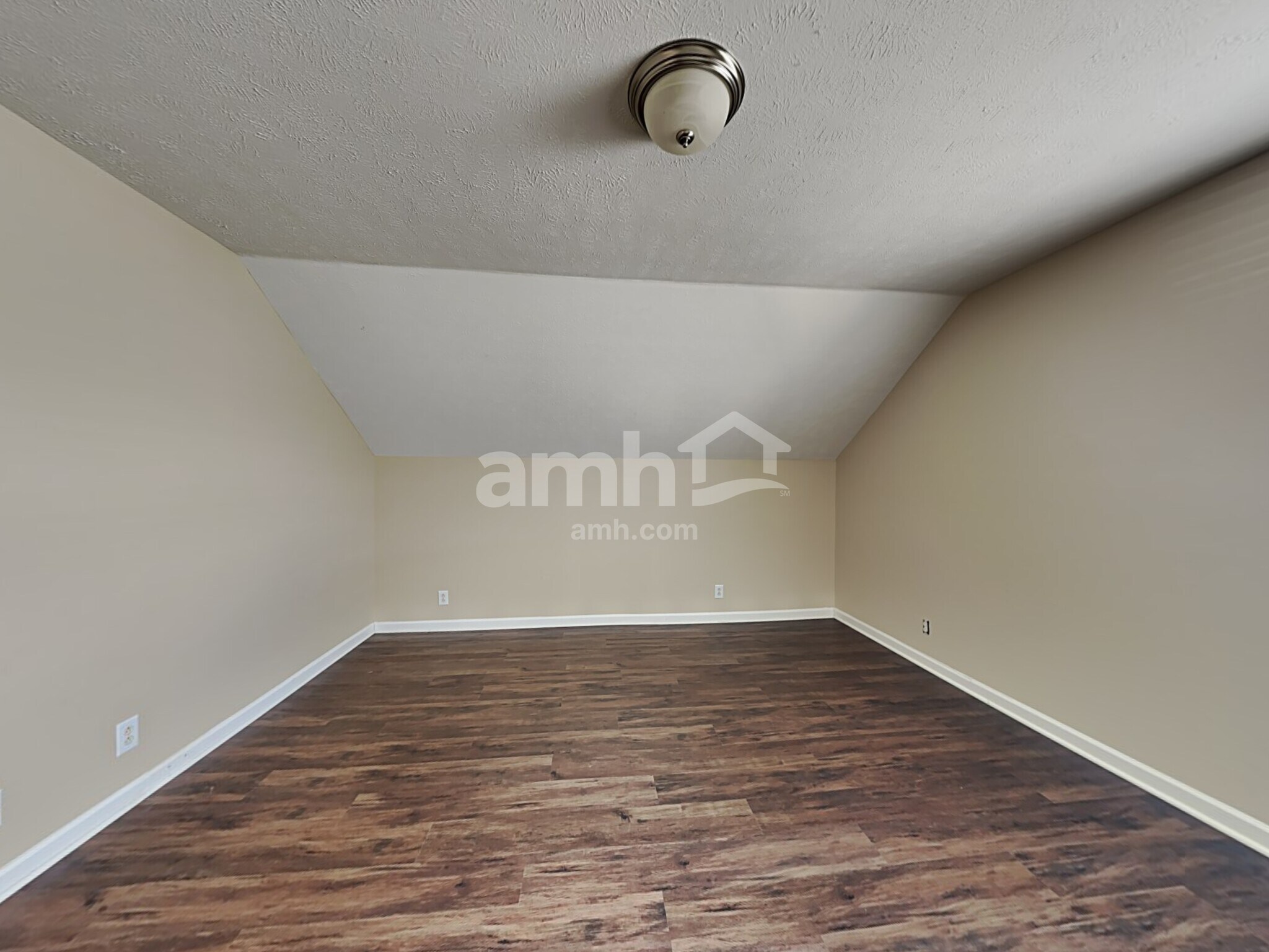 Building Photo - 2721 Apostle Ln