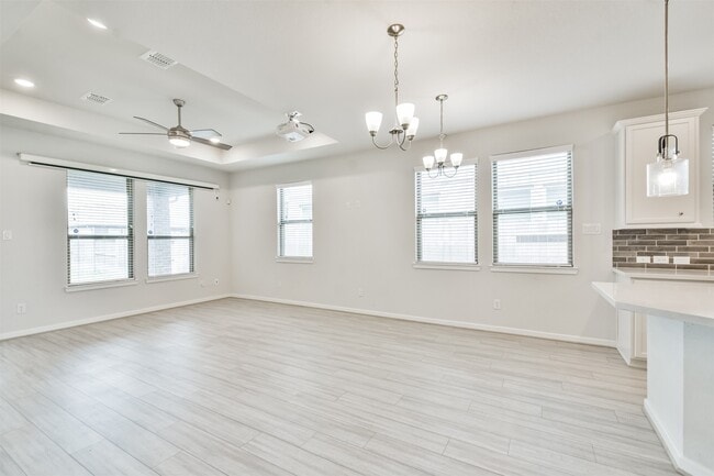 Building Photo - 9123 Eskesen Dr