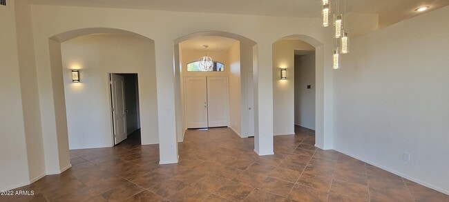 Building Photo - 7323 E Overlook Dr