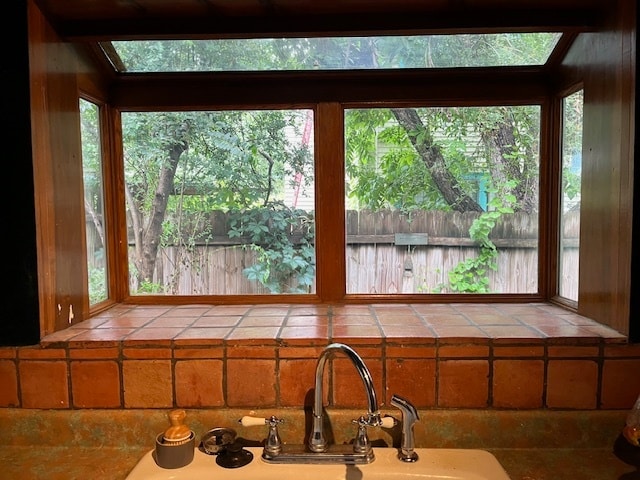 Building Photo - 1409 N Austin St