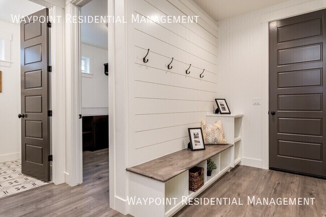 Building Photo - 3772 W Hidden Springs Dr