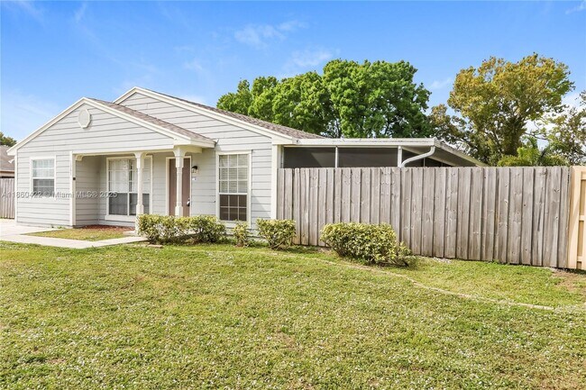 Building Photo - 1365 Savoyard Way