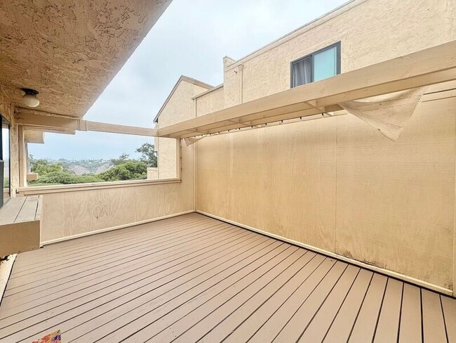 Building Photo - 8316 Via Sonoma