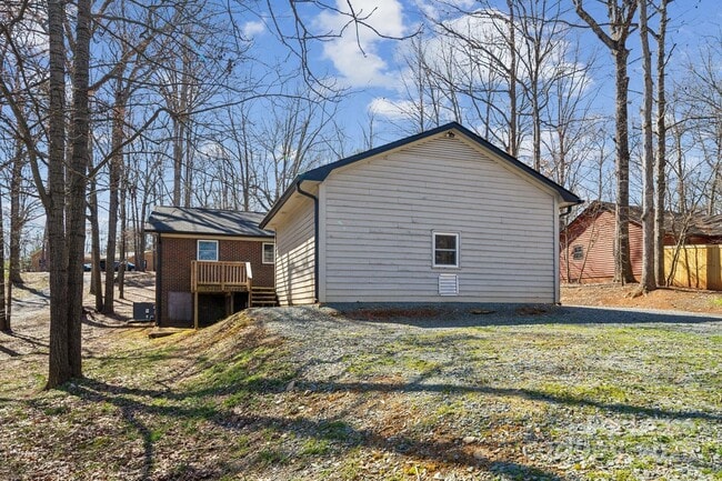 Building Photo - 259 Unionville - Indian Trail Rd W