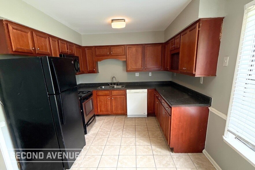 Building Photo - 2530 Sage Meadow Dr