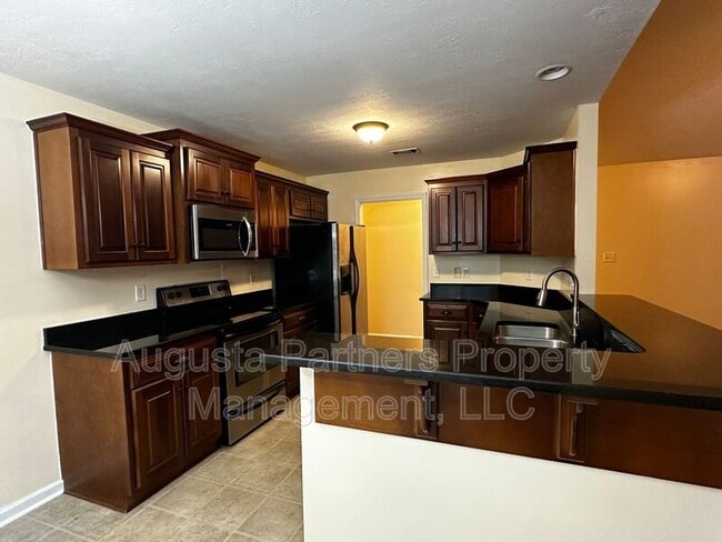 Building Photo - 206 High Meadows Cir