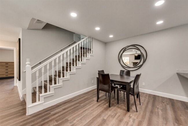 Building Photo - 3011 Modella Ave