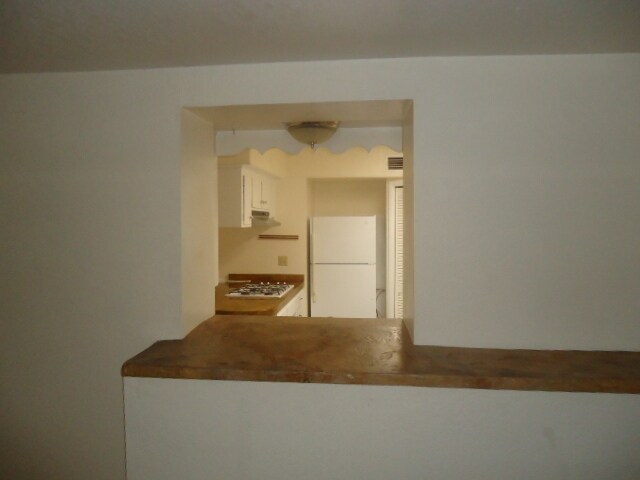 Building Photo - 1301 Cushman Dr