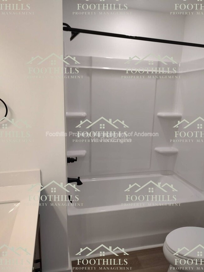 Building Photo - 267 Silo Rdg Dr