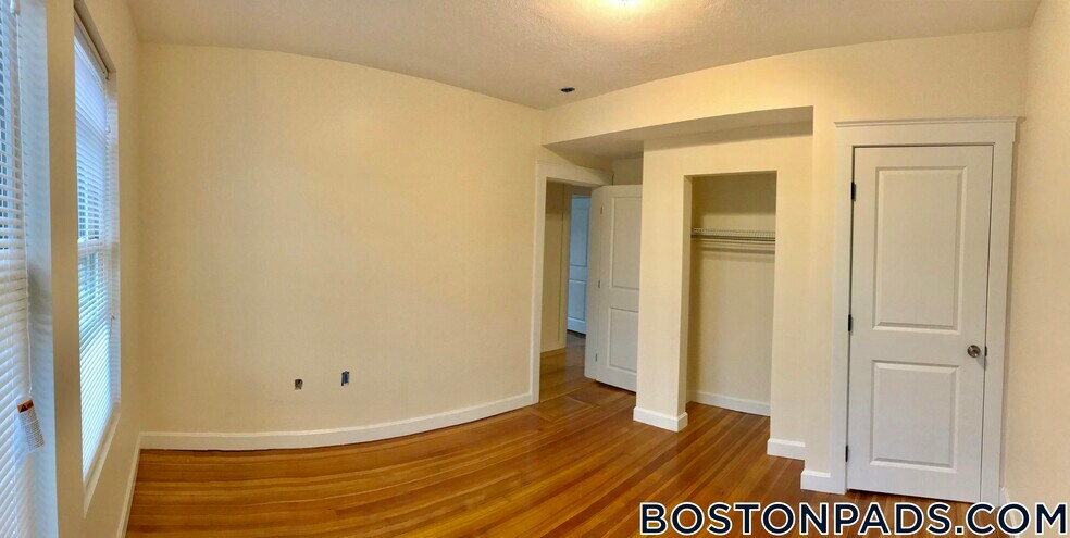 Building Photo - 21-23 Weitz St.