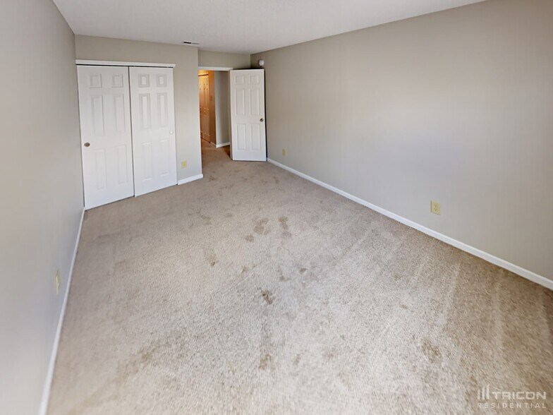 Building Photo - 5622 N Peppereel Way